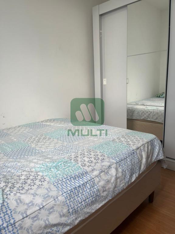 Apartamento à venda com 2 quartos, 42m² - Foto 12