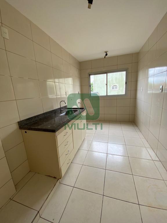 Apartamento à venda com 2 quartos, 59m² - Foto 2