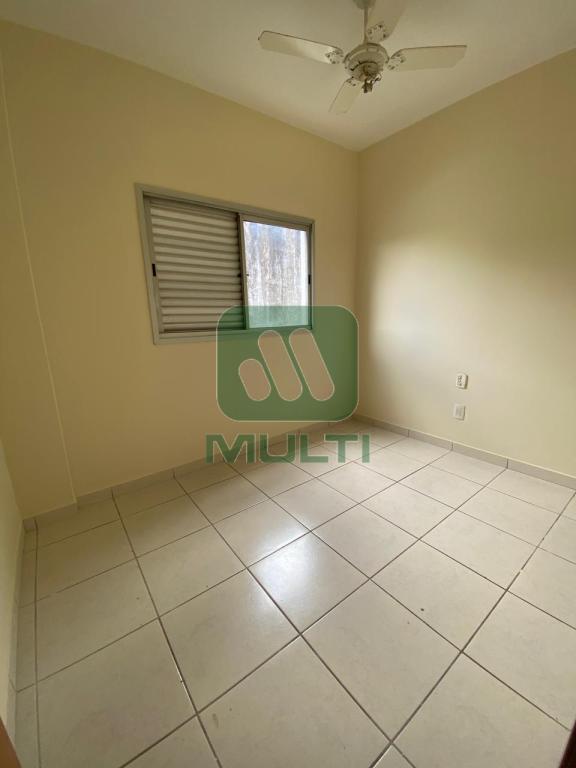 Apartamento à venda com 2 quartos, 59m² - Foto 6