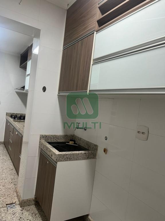 Apartamento à venda com 3 quartos, 93m² - Foto 8