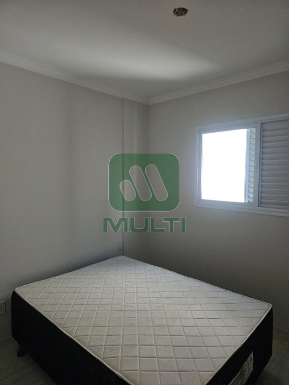 Apartamento à venda com 3 quartos, 77m² - Foto 8