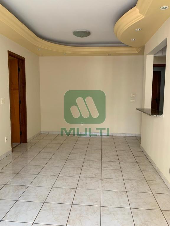 Apartamento à venda com 1 quarto, 50m² - Foto 3