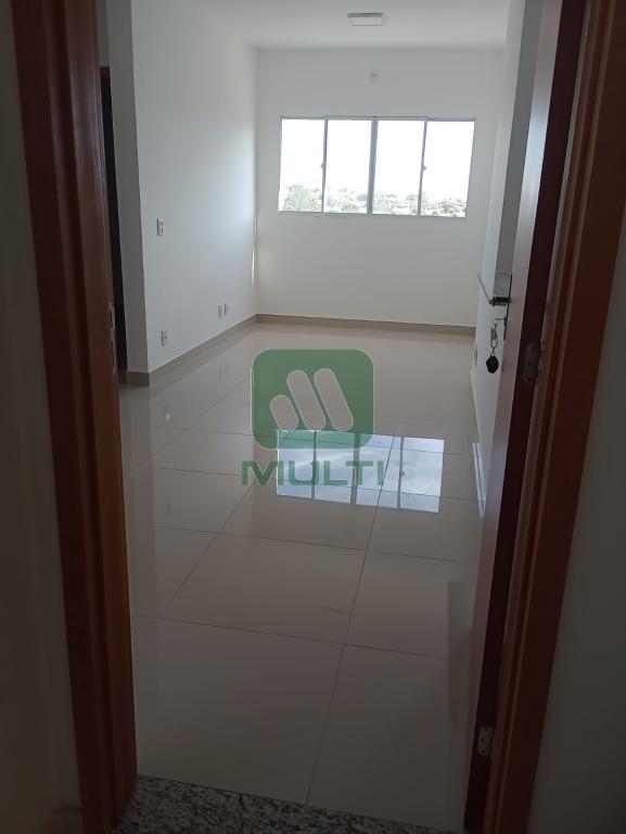 Apartamento à venda com 2 quartos, 66m² - Foto 1