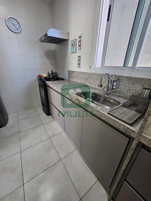 Apartamento à venda com 3 quartos, 84m² - Foto 10