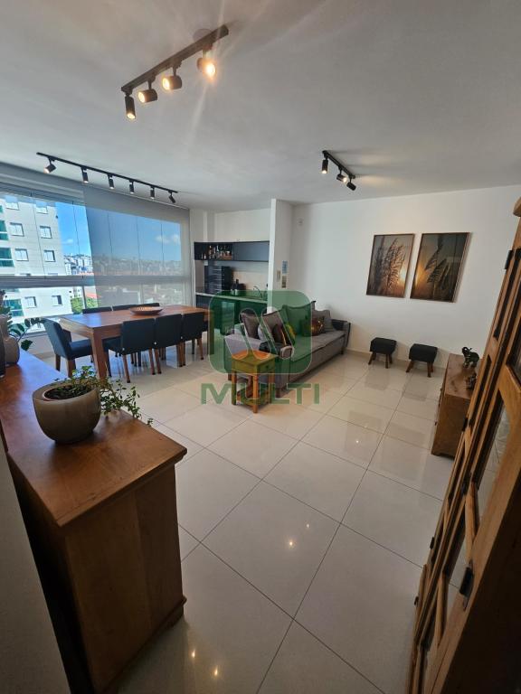 Apartamento à venda com 3 quartos, 84m² - Foto 12