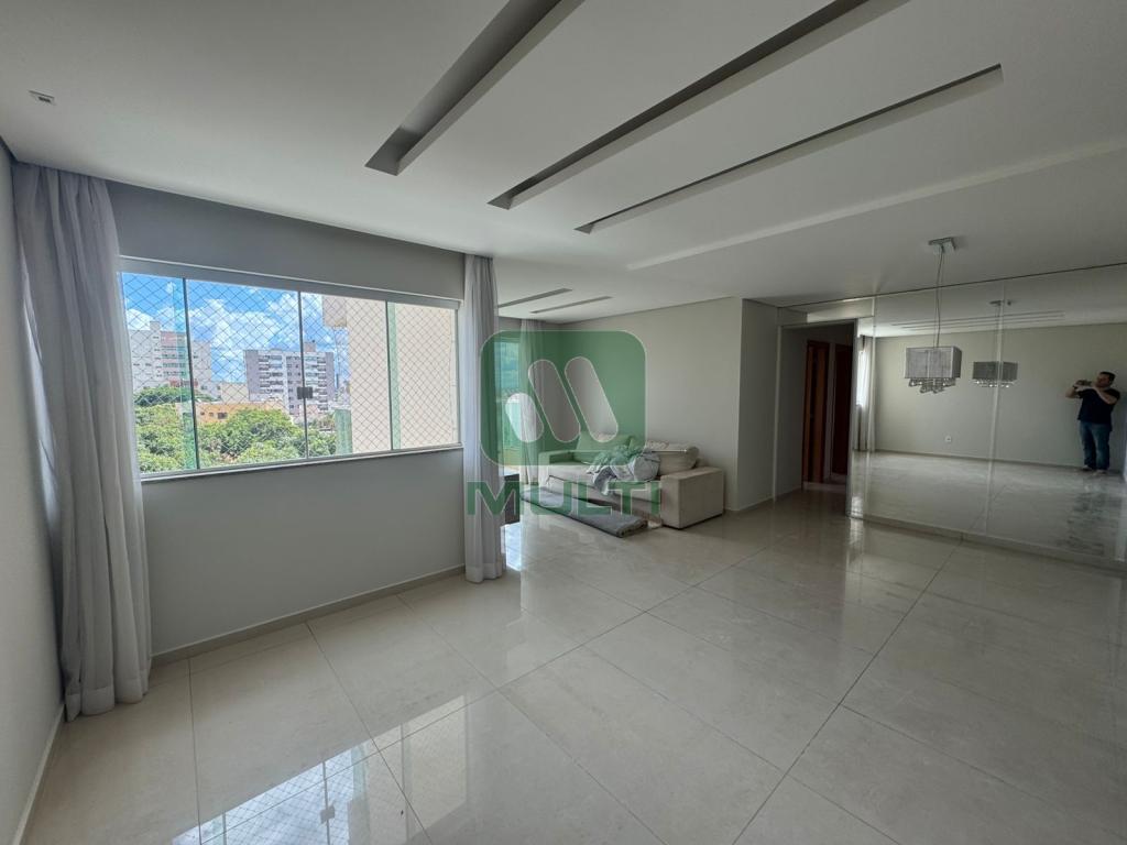 Apartamento à venda com 3 quartos, 104m² - Foto 1