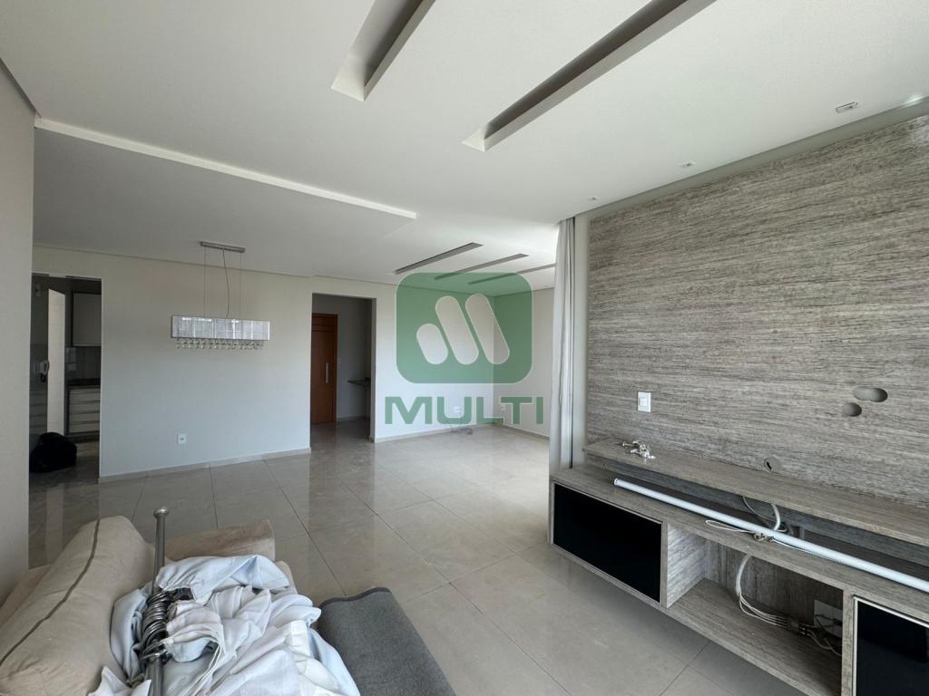 Apartamento à venda com 3 quartos, 104m² - Foto 6