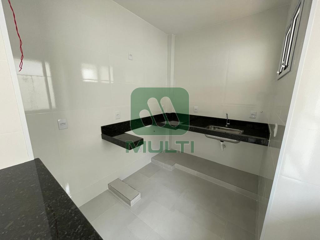 Apartamento à venda com 2 quartos, 66m² - Foto 8