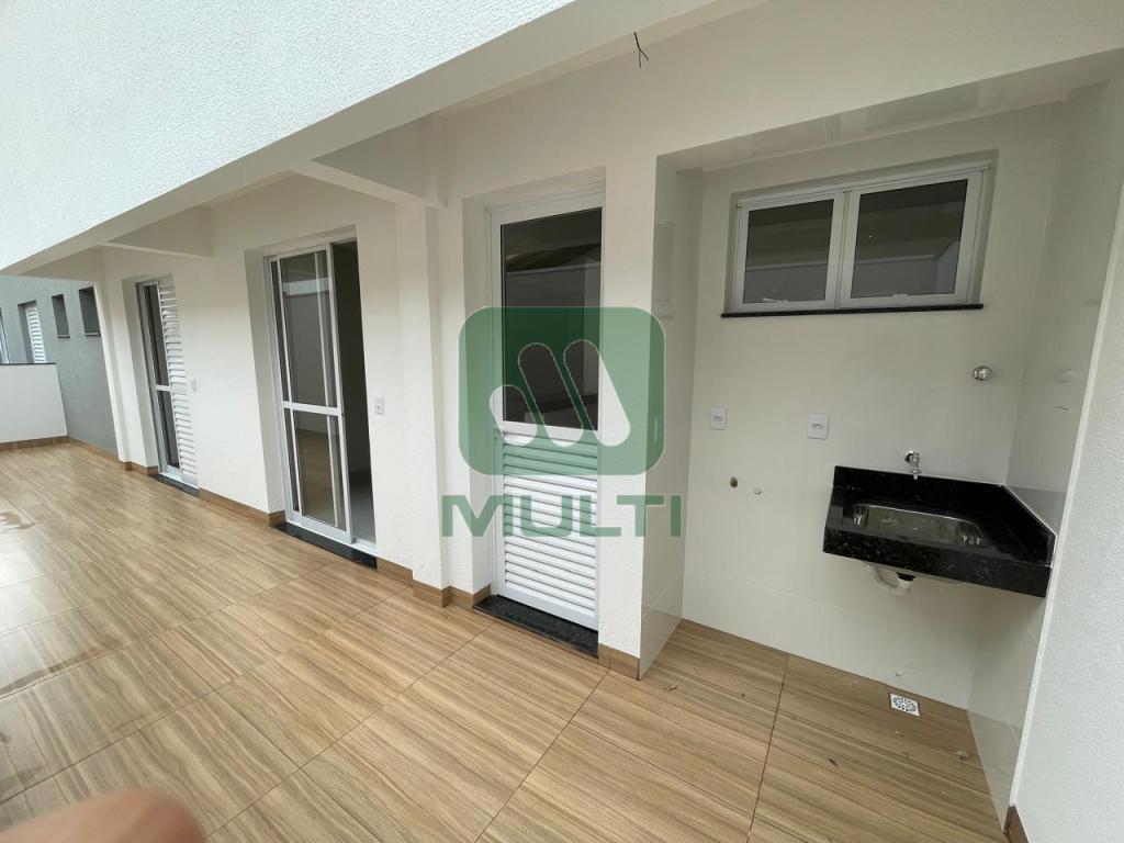 Apartamento à venda com 2 quartos, 66m² - Foto 13