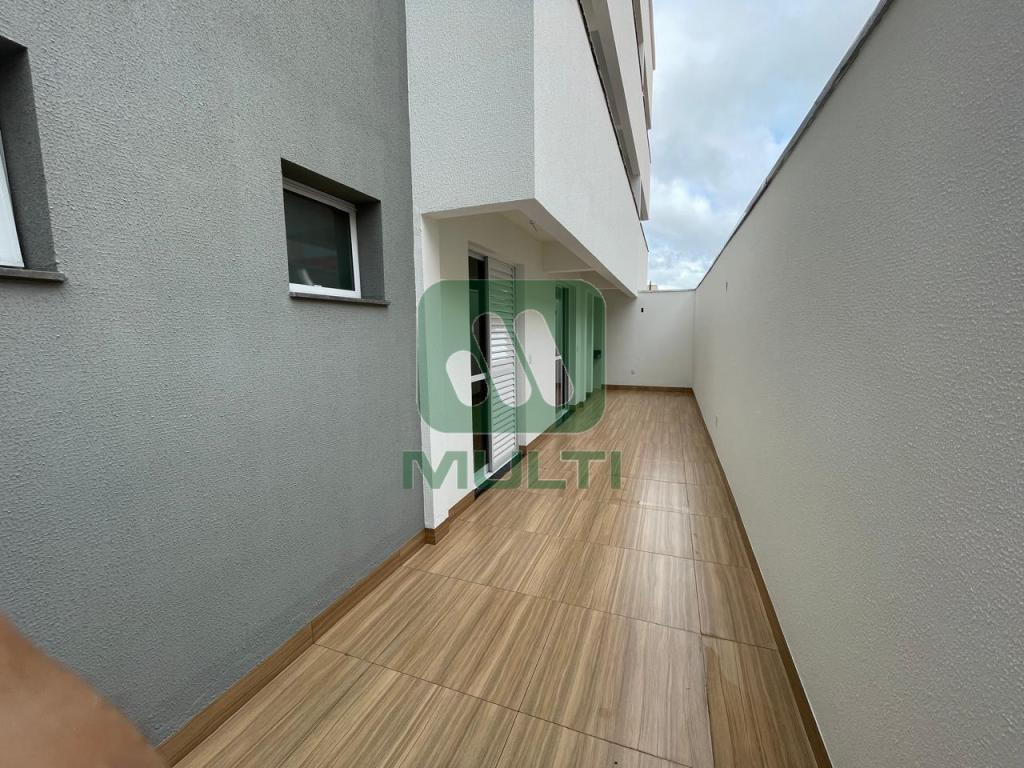 Apartamento à venda com 2 quartos, 66m² - Foto 15