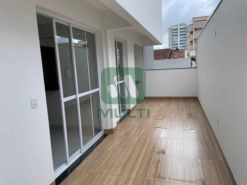 Apartamento à venda com 2 quartos, 66m² - Foto 16