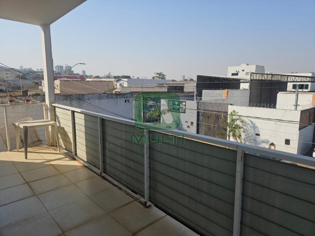 Casa à venda com 3 quartos, 480m² - Foto 39