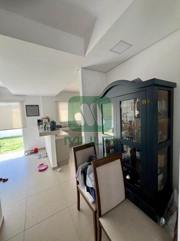 Apartamento à venda com 3 quartos, 81m² - Foto 5