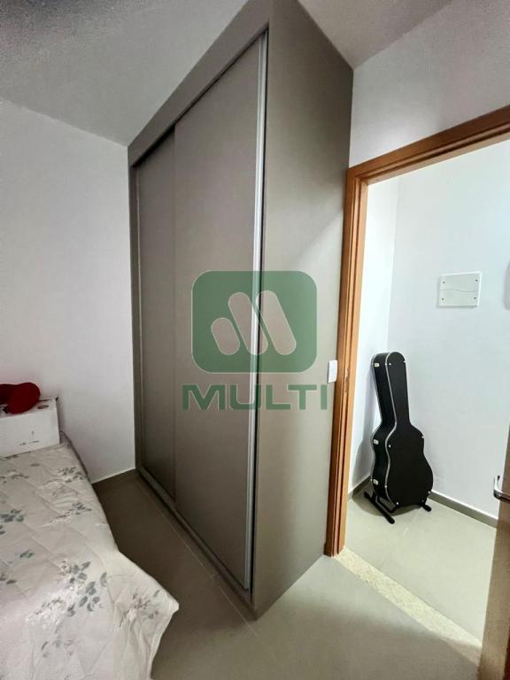 Apartamento à venda com 3 quartos, 81m² - Foto 16