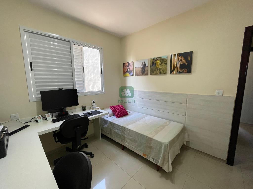 Apartamento à venda com 3 quartos, 110m² - Foto 9