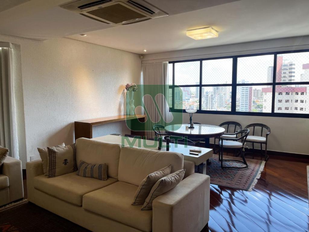 Apartamento à venda com 4 quartos, 426m² - Foto 3