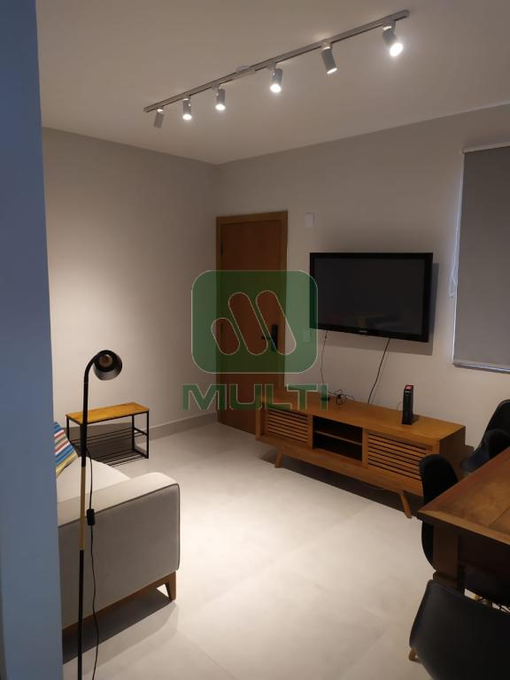 Apartamento à venda com 2 quartos, 44m² - Foto 1