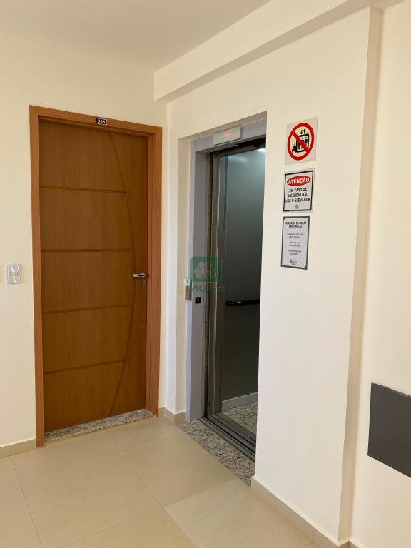 Apartamento à venda com 2 quartos, 55m² - Foto 14