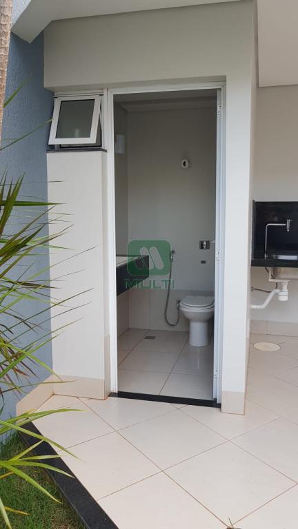 Casa à venda com 3 quartos, 200m² - Foto 14