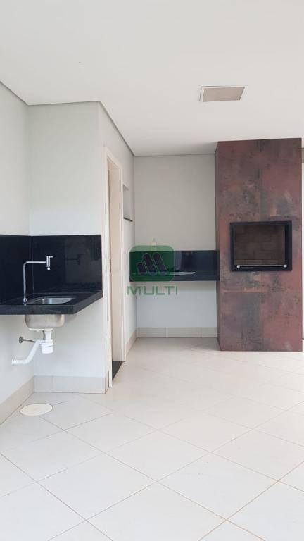 Casa à venda com 3 quartos, 200m² - Foto 15