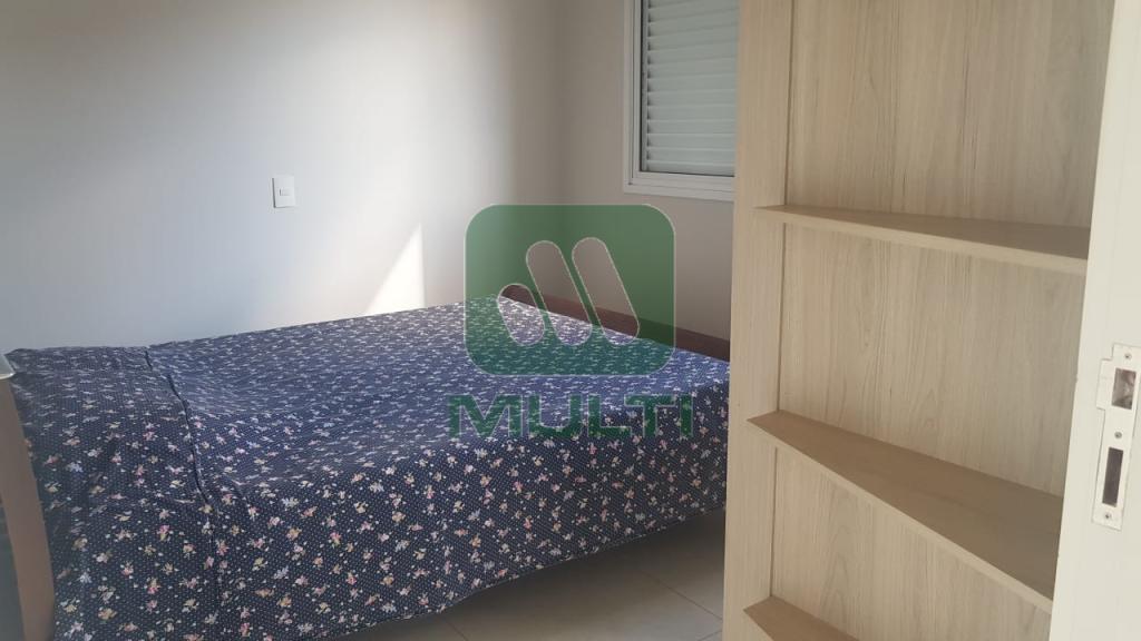 Casa à venda com 3 quartos, 200m² - Foto 29