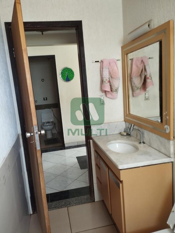 Apartamento à venda com 3 quartos, 170m² - Foto 22