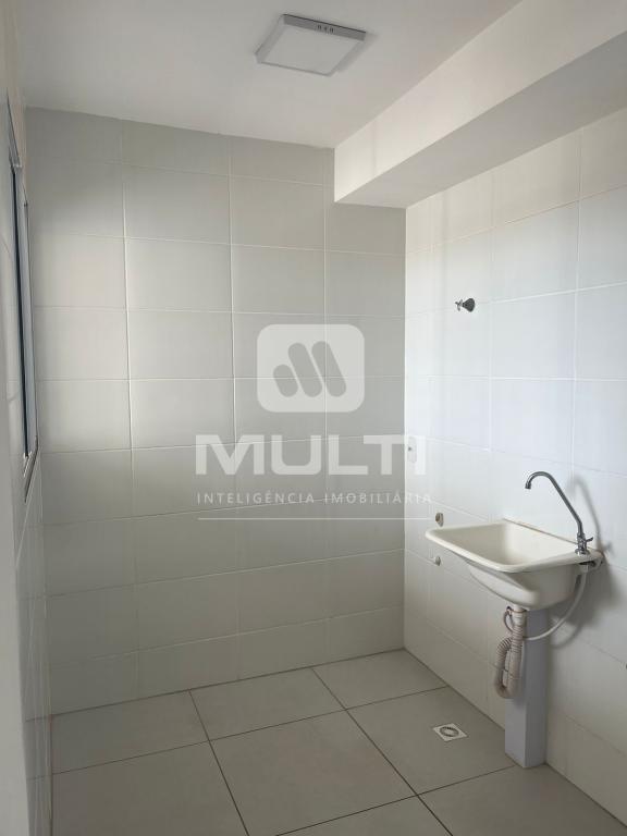 Apartamento à venda com 2 quartos, 51m² - Foto 3