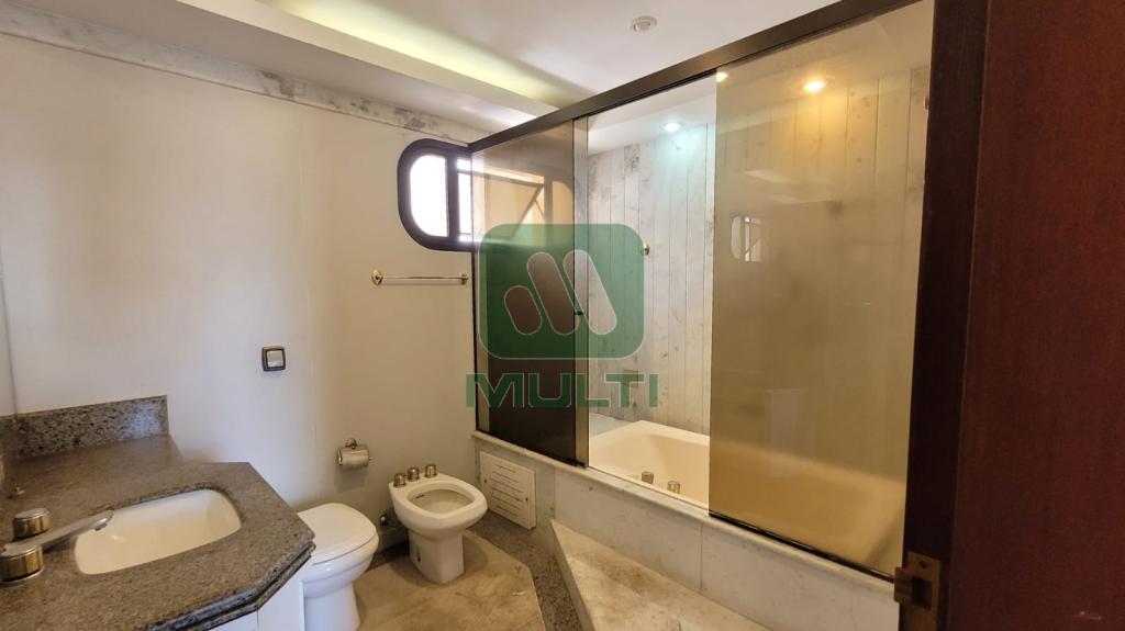 Apartamento à venda com 3 quartos, 280m² - Foto 5