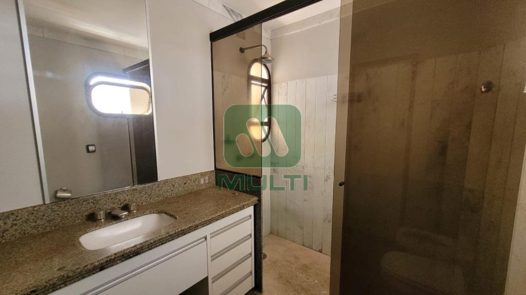 Apartamento à venda com 3 quartos, 280m² - Foto 11