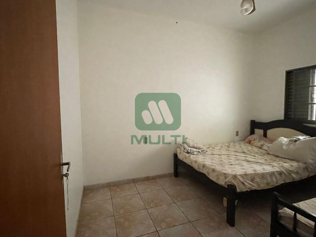 Casa à venda com 3 quartos, 1m² - Foto 10