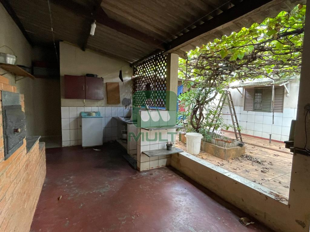 Casa à venda com 3 quartos, 1m² - Foto 15