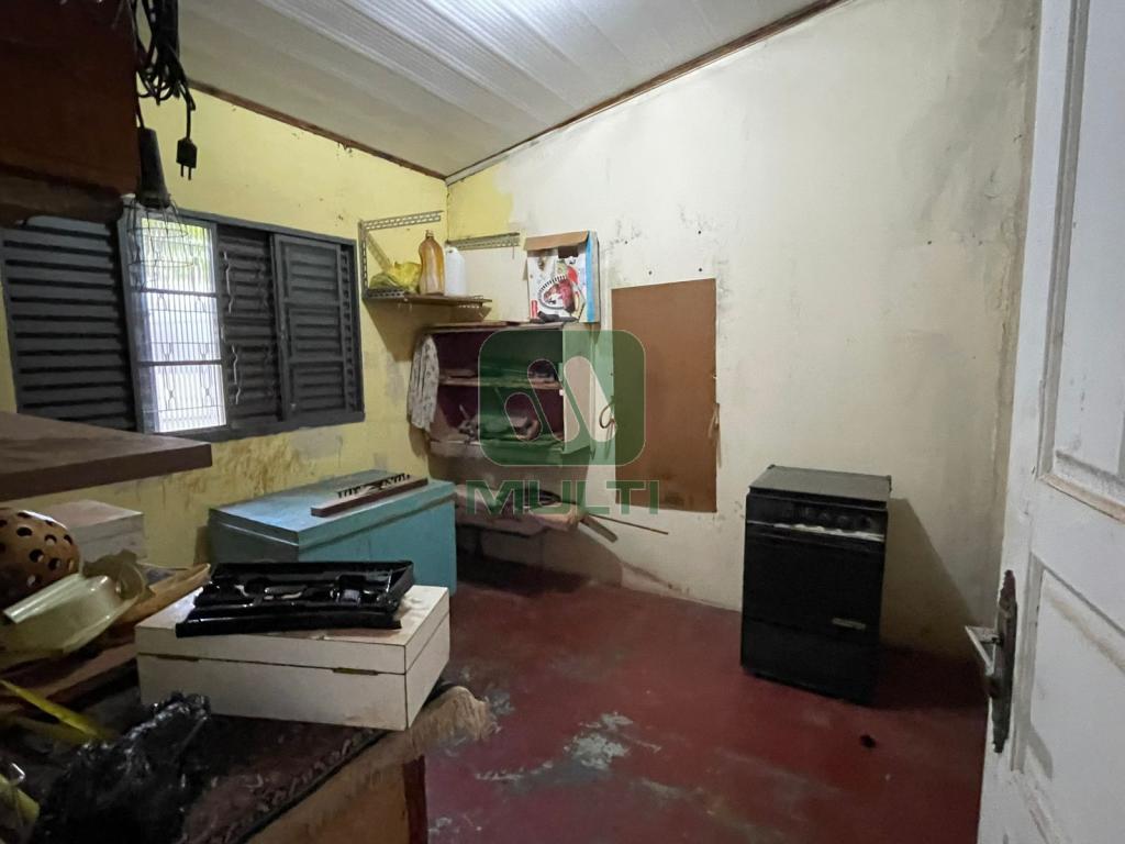 Casa à venda com 3 quartos, 1m² - Foto 16