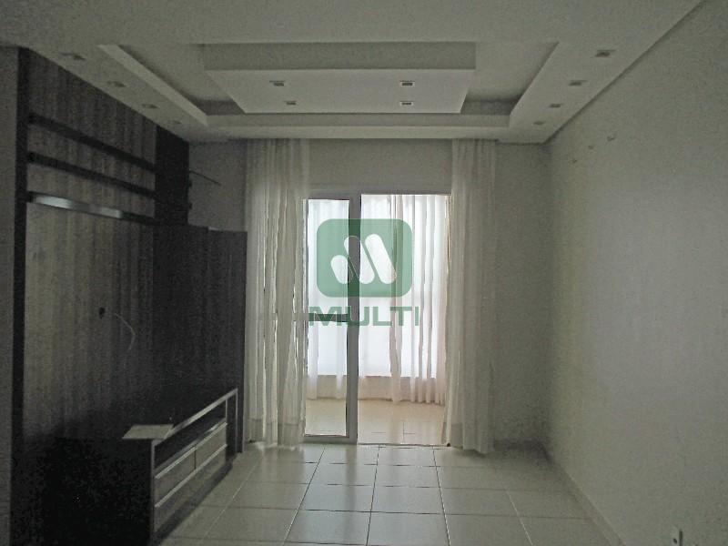 Apartamento à venda com 3 quartos, 109m² - Foto 3