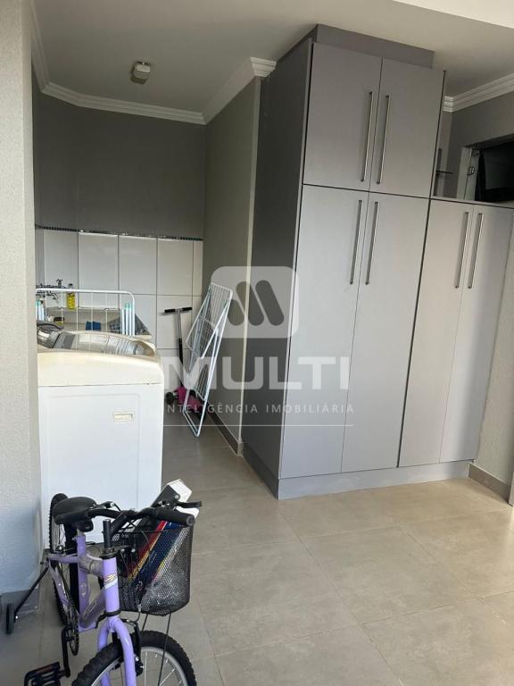 Casa à venda com 3 quartos, 255m² - Foto 16