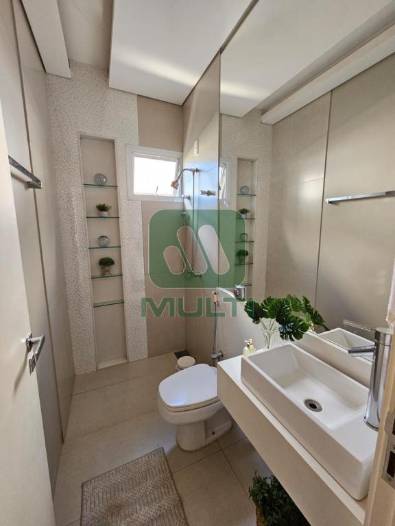 Casa de Condomínio à venda com 4 quartos, 225m² - Foto 18