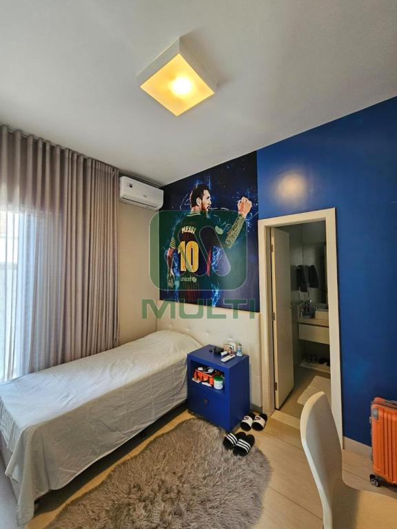 Casa de Condomínio à venda com 4 quartos, 225m² - Foto 22