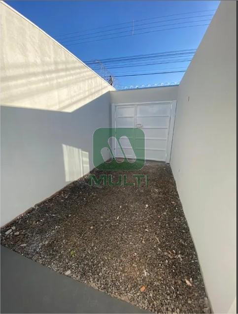 Casa à venda com 2 quartos, 60m² - Foto 10