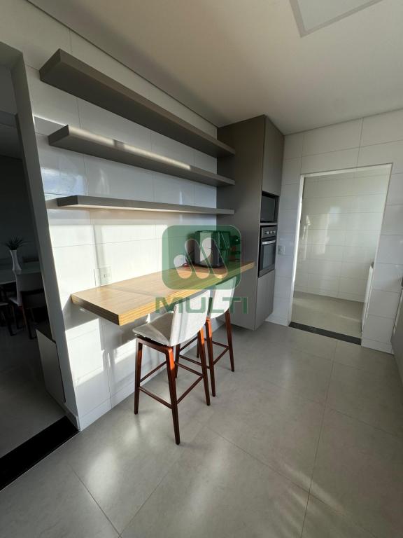 Apartamento à venda com 3 quartos, 110m² - Foto 15