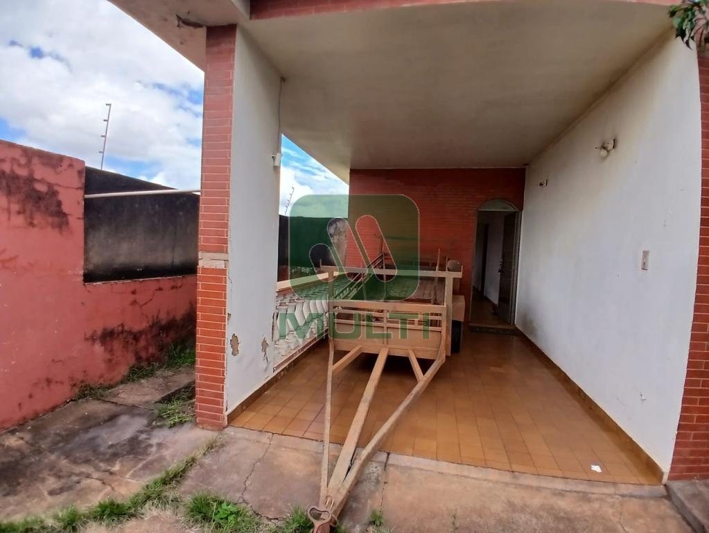 Casa à venda com 3 quartos, 270m² - Foto 17