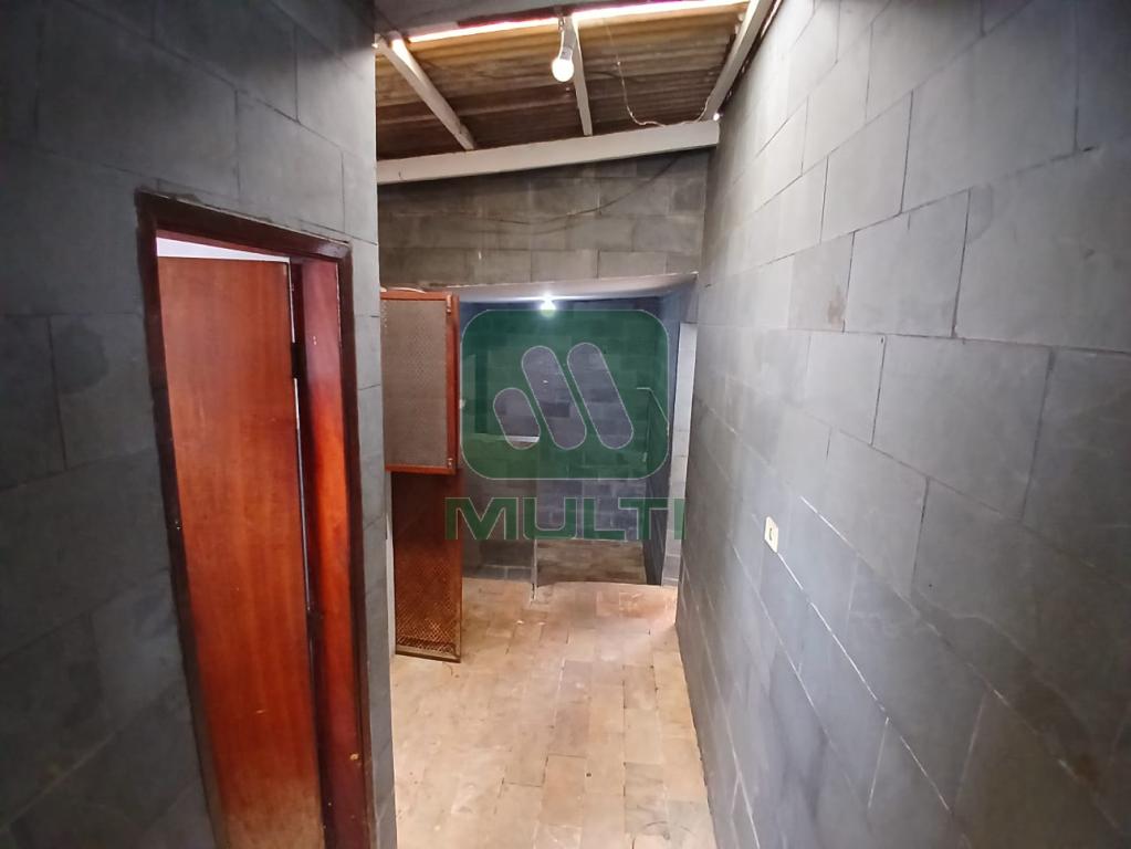 Casa à venda com 3 quartos, 270m² - Foto 23