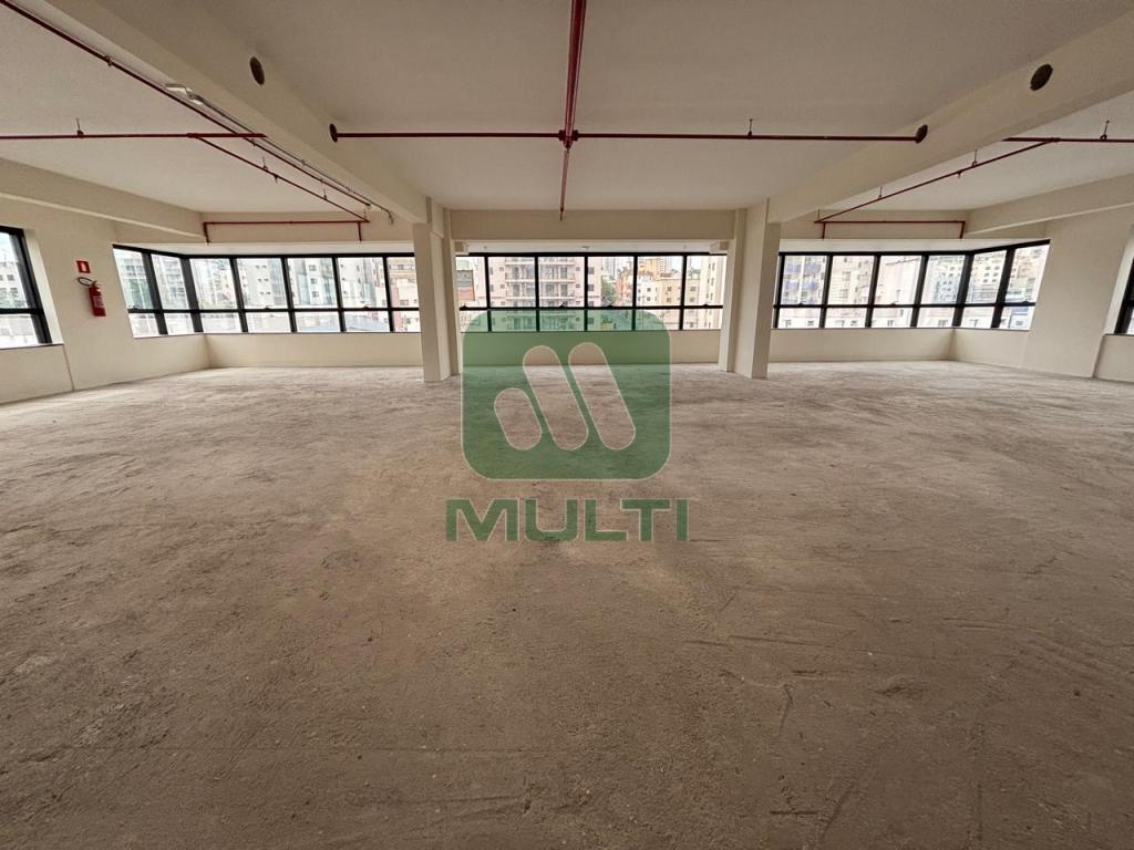 Conjunto Comercial-Sala à venda com 1 quarto, 210m² - Foto 5