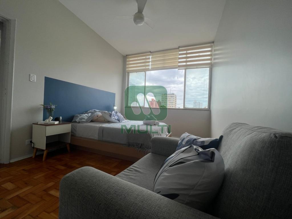 Apartamento à venda com 2 quartos, 68m² - Foto 12