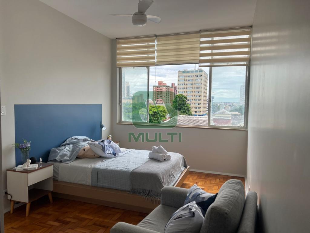 Apartamento à venda com 2 quartos, 68m² - Foto 13