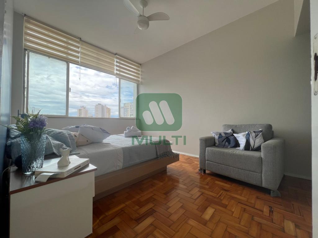 Apartamento à venda com 2 quartos, 68m² - Foto 15