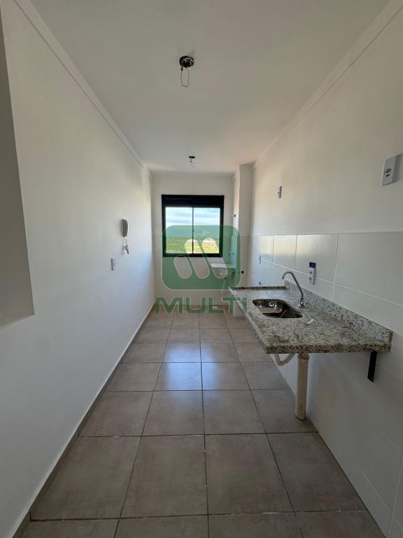 Apartamento à venda com 2 quartos, 55m² - Foto 2