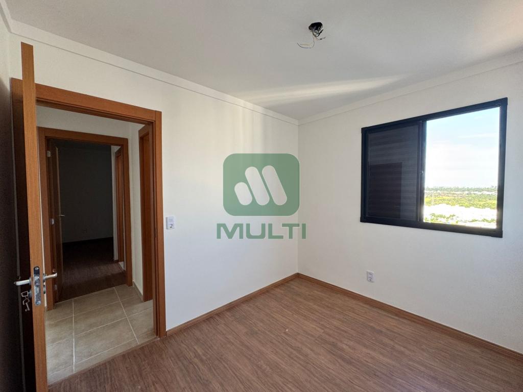 Apartamento à venda com 2 quartos, 55m² - Foto 13