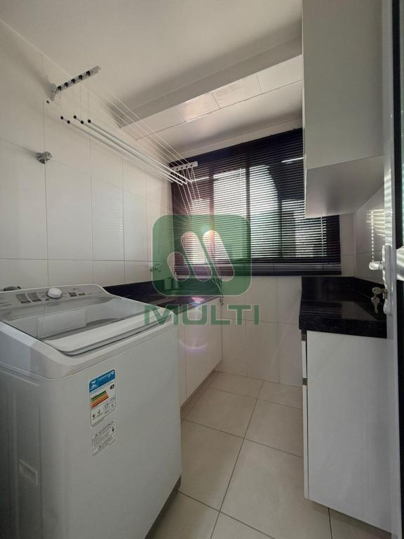 Apartamento à venda com 3 quartos, 117m² - Foto 11