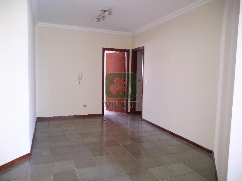 Apartamento à venda com 3 quartos, 120m² - Foto 3