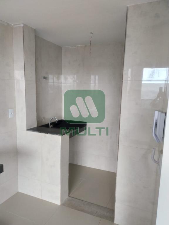 Apartamento à venda com 2 quartos, 66m² - Foto 5