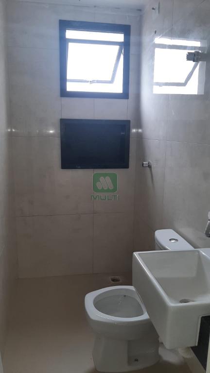 Apartamento à venda com 2 quartos, 66m² - Foto 9